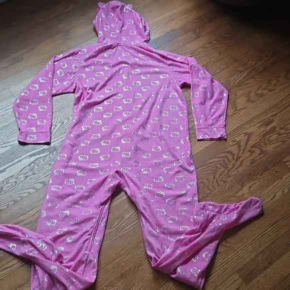 Hello Kitty Adult Hooded Onesie PJs XL Holiday Gift - Picture 6 of 7